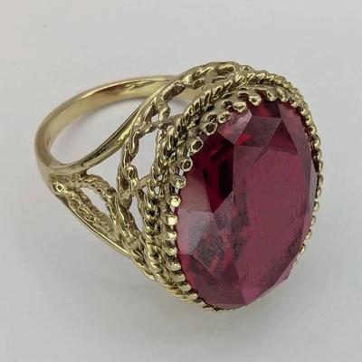 10K Gold & Ruby Ring...Sz 7.5