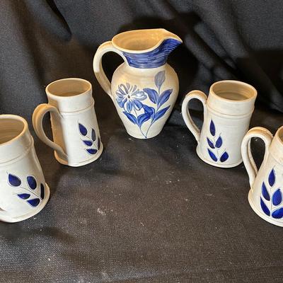Hand Turned And Painted Williamsburg Pottery 