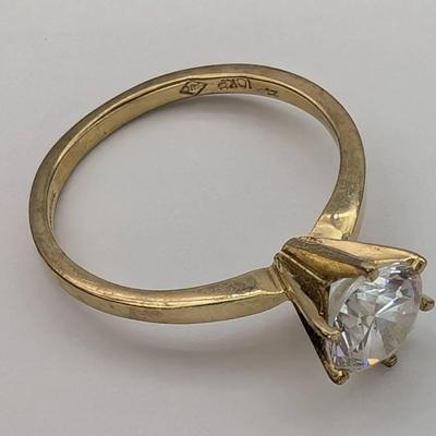10K Gold Ring With CZ