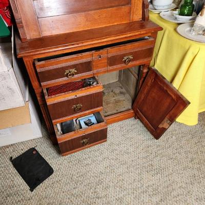 Sale Photo Thumbnail #176