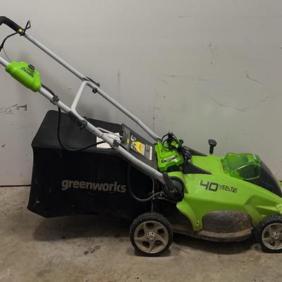 Greenworks 16” 40 Volt Lawnmower With Charger & Battery