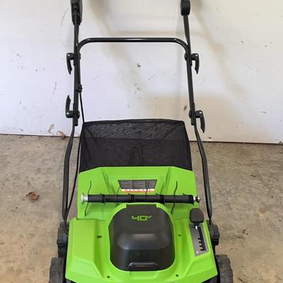 Greenworks 40V Cordless Dethatcher / Scarifier