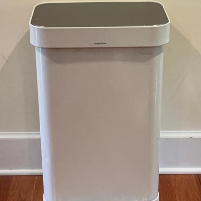Simple Human Trash Bin