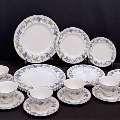 “Burgundy” By Royal Doulton China 5pc 4 Place Settings + Extra Saucer & Cup