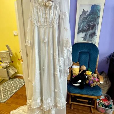 Vintage wedding dress with veil