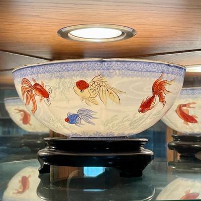 "Egg shell" koi bowl