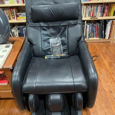 Human Touch "Zero G" 5.0 massage chair