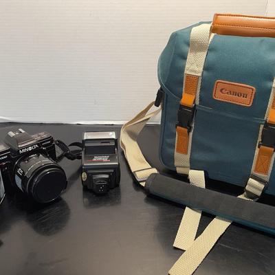 Minolta 7000 Maxxum AF Camera & Accessories