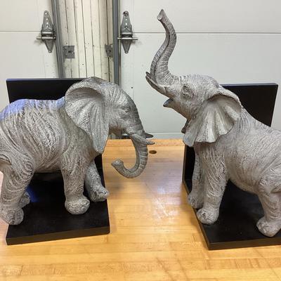 Pair of Resin & Wood Elephant Book Ends