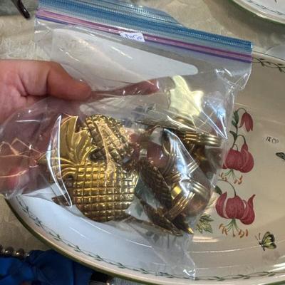 Sale Photo Thumbnail #307: 8 brass pineapple napkin rings $24 for all. 