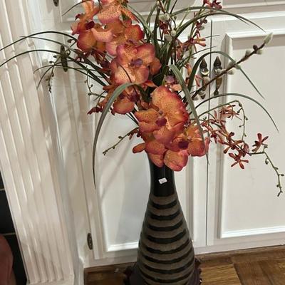 Sale Photo Thumbnail #299: $40 for vase and flowers.