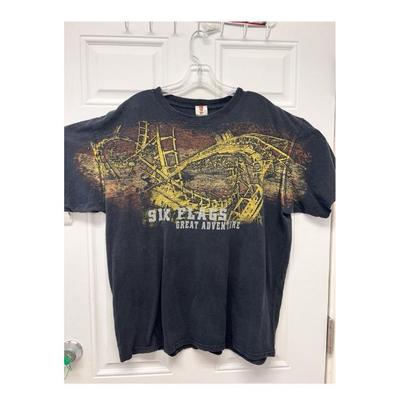 Six Flags Great Adventure vintage Graphic T-Shirt - No Tag - Size L? AAA3263