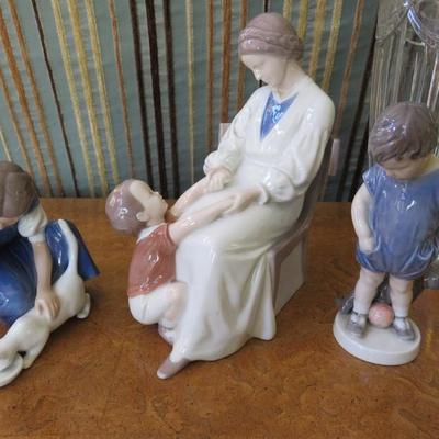 Sale Photo Thumbnail #79: Royal Copenhagen porcelain
