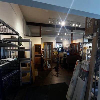 Sale Photo Thumbnail #174