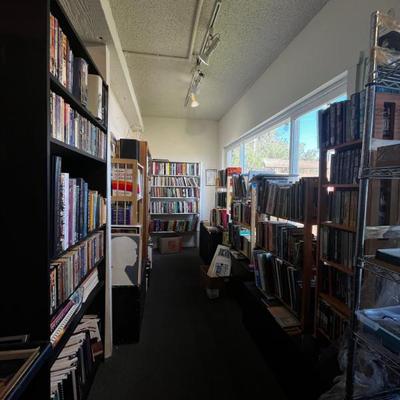 Sale Photo Thumbnail #574