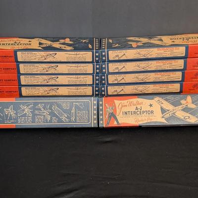 Lot of 14 Vintage Jim Walker A-J Interceptor Glider Planes – A-J Aircraft Co., Portland OR –In Boxes