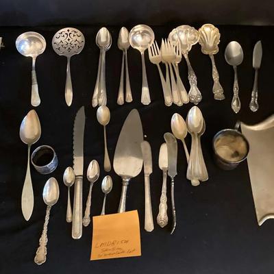 Mixed Lot of Vintage Silverplate Flatware & Serving Pieces