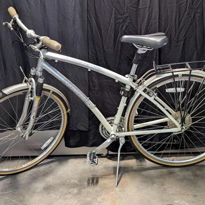 Specialized Crossroads Elite Hybrid Bicycle – 700x35C Tires, Rear Rack, Suspension Fork