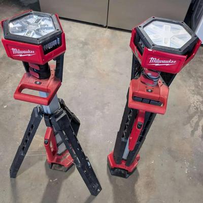 Milwaukee M18 ROCKET Dual LED Tower Work Lights (2) – Cordless, Portable, Adjustable
