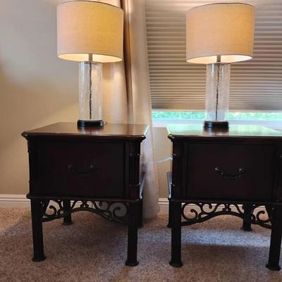 Ha150 dark wood nightstands with lamps