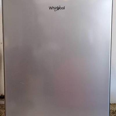 Ha137 whirlpool mini refrigerator