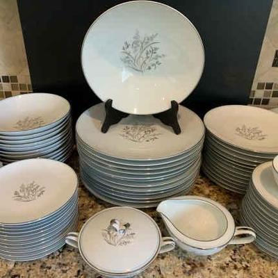 Ha136 noritake china taryn pattern