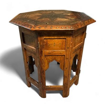 Small Octagonal Table (16 Inch)