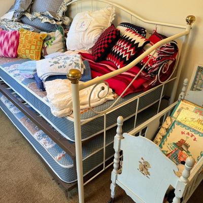 Sale Photo Thumbnail #527