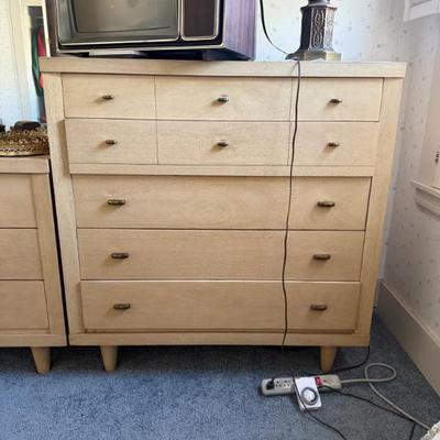 Sale Photo Thumbnail #399
