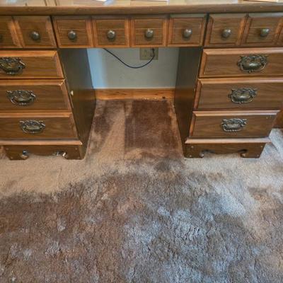 Sale Photo Thumbnail #175