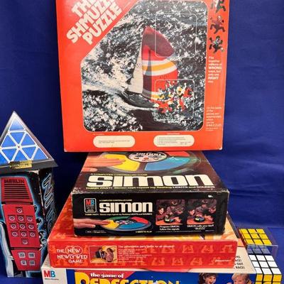80 s entertainment board game lot