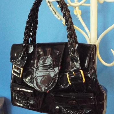 VALENTINO WITH TAG BRAND NEW HAND BAG