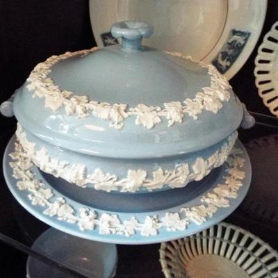 WEDGWOOD ETRURIA & BARLASTON OLD