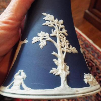 ADAMS EST.1657 TUNSTALL ENGLAND DEEP BLUE WITH FIGURES AND BIRDS JASPERWARE VASE