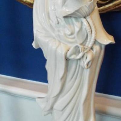 CHINE DE BLANC WHITE PORCELAIN CHINESE LARGE CHINESE QING DYNASTY GUAN YIN STATUE (REPRO)