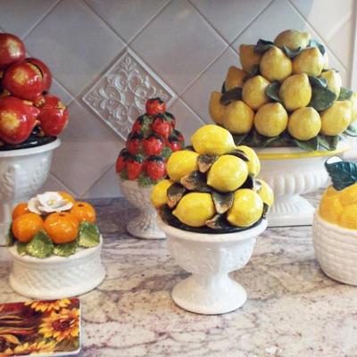 LARGE COLORFUL POTTERY ANIMALS AND FRUIT BOWLS DECORATIVE ITEMS
