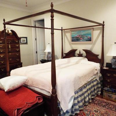FOUR POSTER QUEEN SIZE BED WITH CHEST OF DRAWERS, DRESSER AND NIGHTSTANDS-HI QUALITY HEKMAN, HICKORY CHAIR, LLOYD BUXTON, LINK TAYLOR AND...