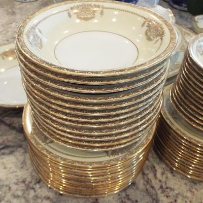 NORITAKE BANCROFT CHINA SERVICE FOR 12