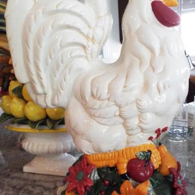LARGE COLORFUL POTTERY ANIMALS AND FRUIT BOWLS DECORATIVE ITEMS