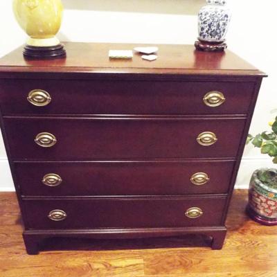 BACHELOR'S CHEST - HI QUALITY HEKMAN, HICKORY CHAIR, LLOYD BUXTON, LINK TAYLOR AND SO MUCH MORE QUALITY MAHOGANY FURNITURE