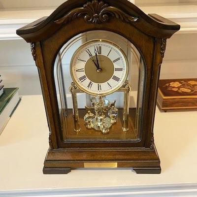 MAHOGANY MANTEL CLOCK