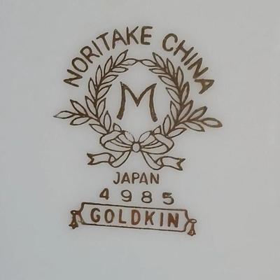 NORITAKE GOLDKIN JAPANESE PORCELAIN MANY PIECES OF DINNERWARE