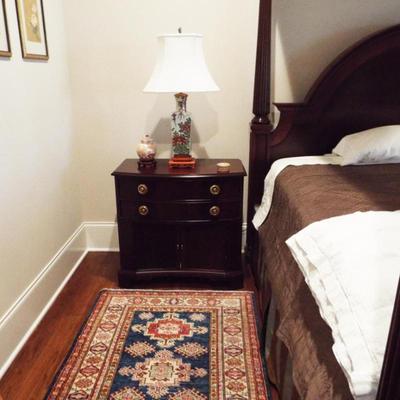 NIGHTSTAND (2) -  HI QUALITY HEKMAN, HICKORY CHAIR, LLOYD BUXTON, LINK TAYLOR AND SO MUCH MORE QUALITY MAHOGANY FURNITURE BEAUTIFUL IN...