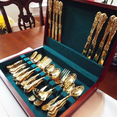 ELABORATE AND ELEGANT GOLD WARE FLATWARE AND CASE