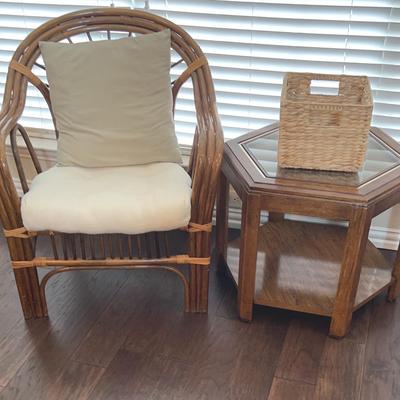 BH100 Wicker Chair And Hexagon Shaped Table