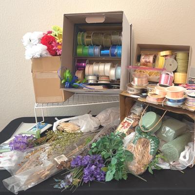 BH221 Floral Greenery And Ribbons