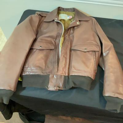 BH180 Men’s Leather Jacket (40 Long)