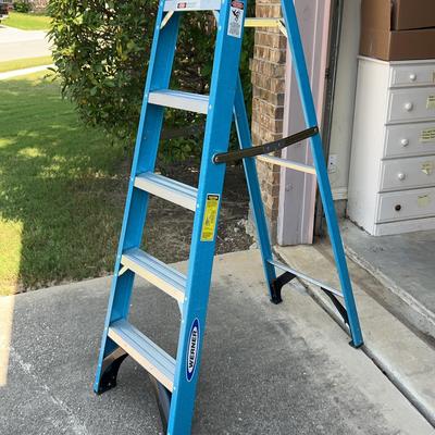 BH617 6’ Aluminum Ladder