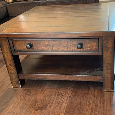 BH102 Pottery Barn Square Coffee Table