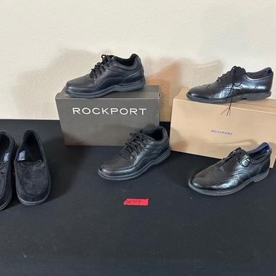 BH427 Men’s 101/2 Black Rockports Shoes & Stanford Slippers